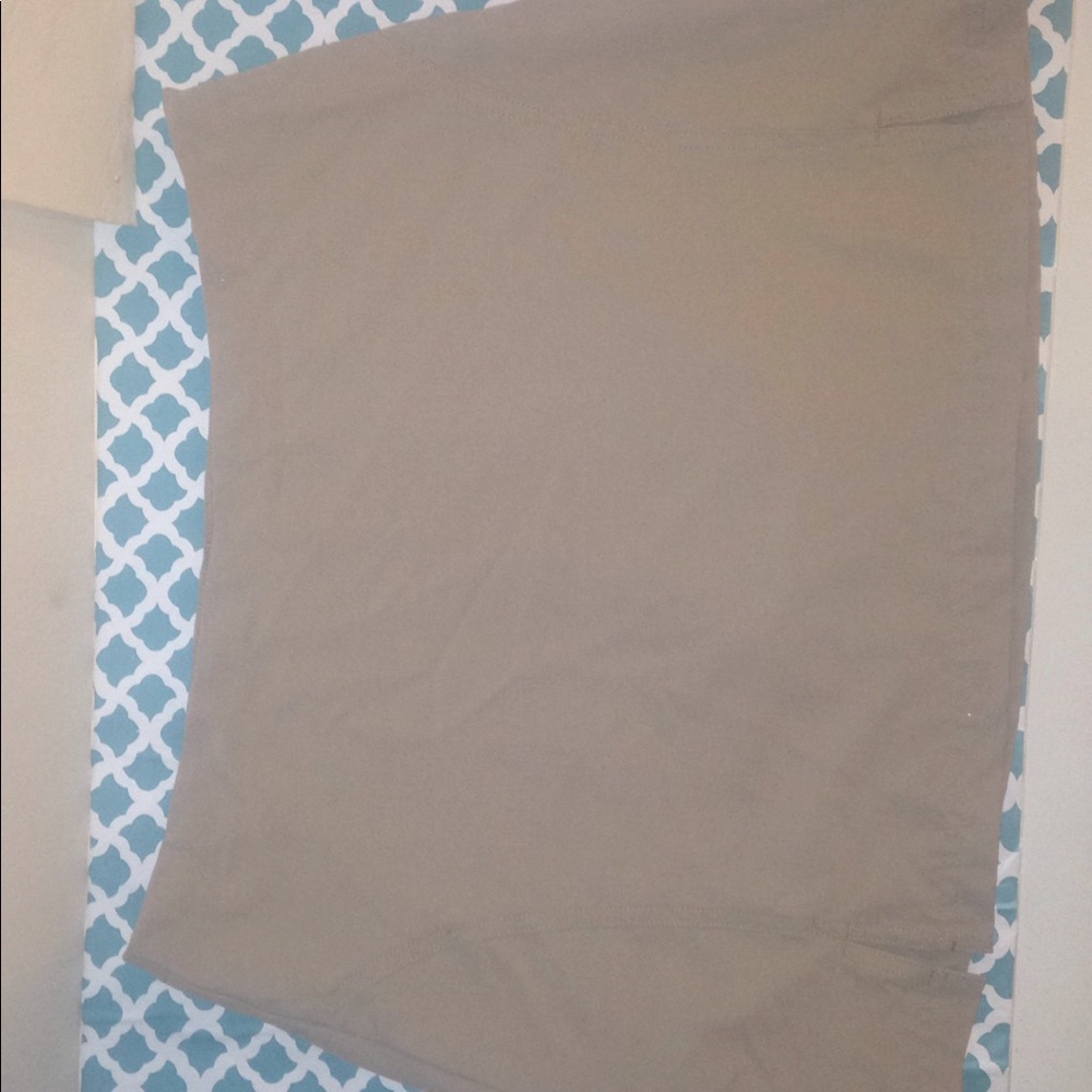 Magellan outdoors skirt with shorts built in under